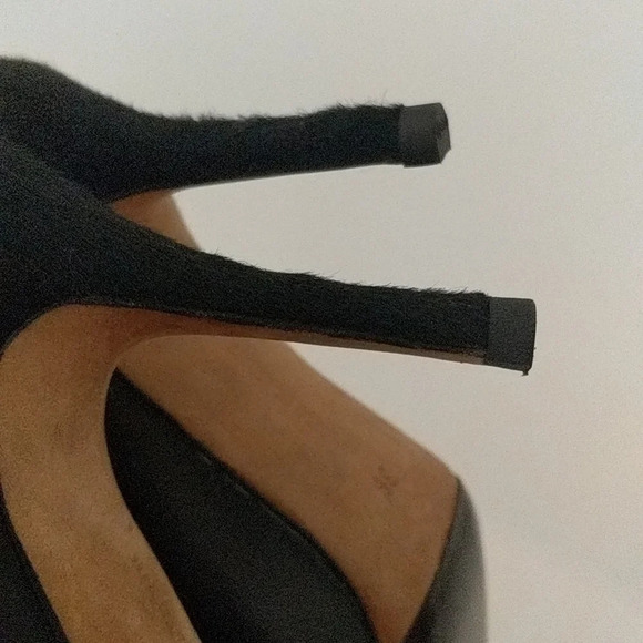 Manolo Blahnik Heels - Picture 7 of 12
